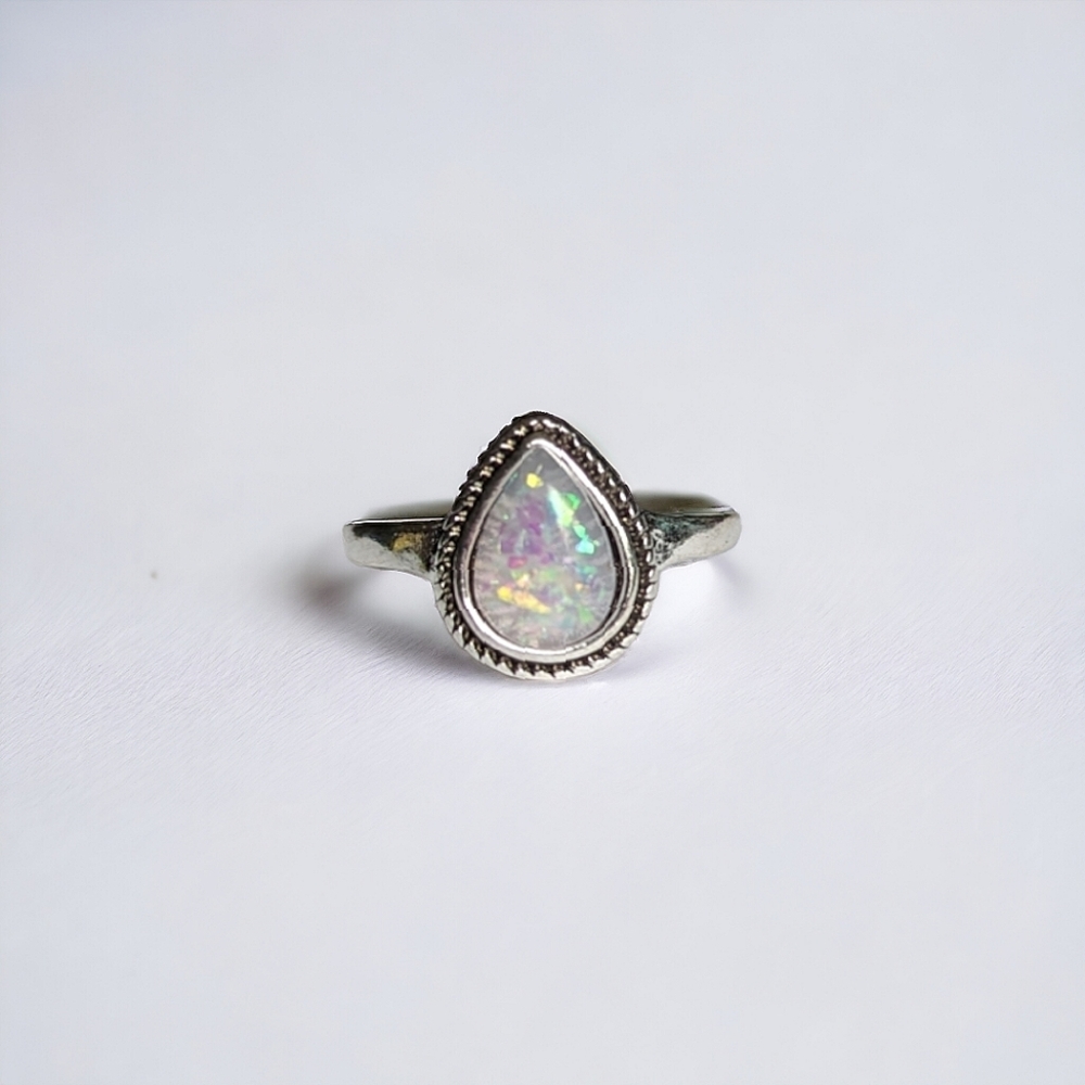 BOUTIQUE • silver tone iridescent faux opal cabochon ring size 6.75
